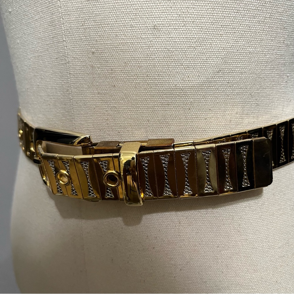 Metal Chain Gold Tone Belt Small/Medium - Picture 4 of 8